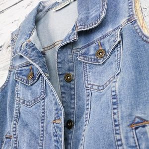 Verona distressed denim jacket in medium